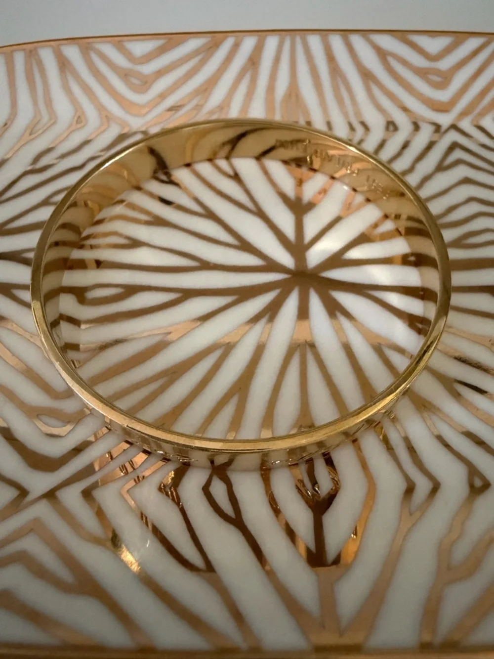 Kate Spade New York “Best Friend Ever” Bangle - Picture 5 of 8